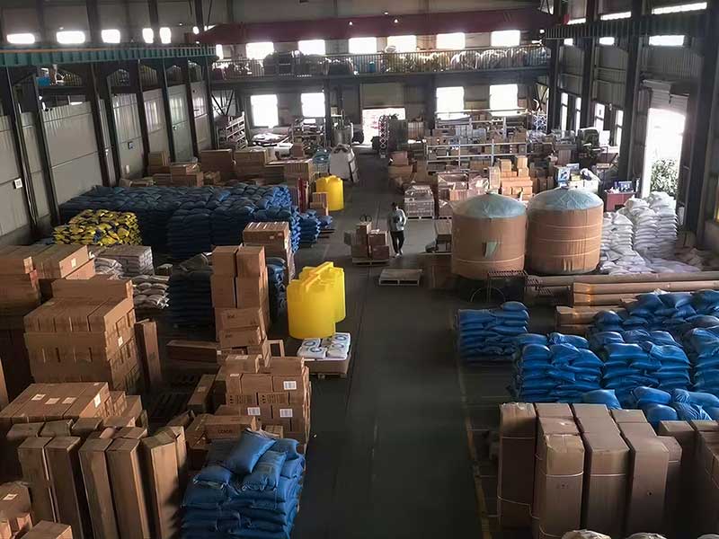 配件和耗材仓库一角